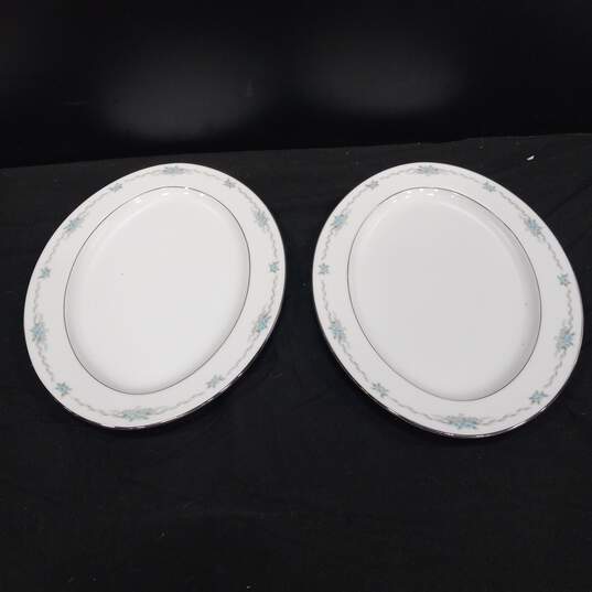 Style House Fine China Serving Pieces image number 3