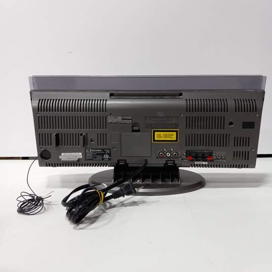Emerson 3 Compact Disc Player With Speakers And Remote image number 4