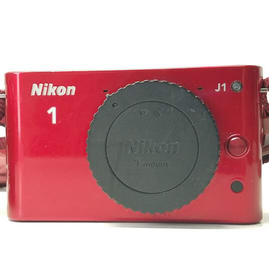 Nikon 1 J1 10.1MP Mirrorless Digital Camera with 2 Lenses image number 2