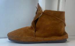 Minnetonka Men's Brown Suede Two Button Soft Sole Moccasin Boots Sz. 12 alternative image