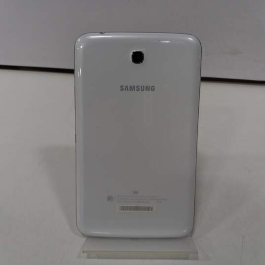 Samsung Galaxy Tab 3 image number 2