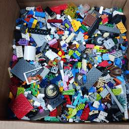 9.5lbs Lot of Mixed Brands Building Toy Pieces