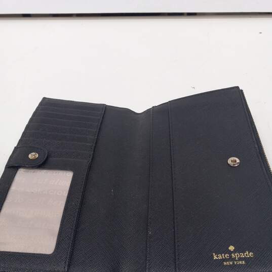 Kate Spade Black Wristlet & Green Bi-Fold Wallet 2pc Bundle image number 4