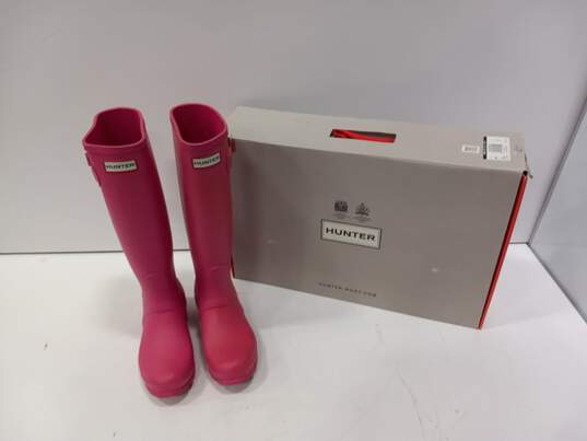 Hunter Women's Pink Tall RainBoots Size 5M image number 1