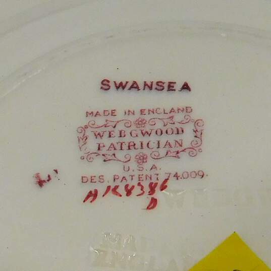 Vintage Wedgwood Patrician Swansea 6.5in Plates image number 4