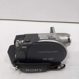 Sony Handycam DCR-DVD105 alternative image