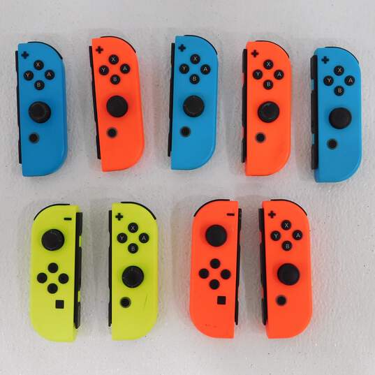 Nintendo JoyCon Controller Bundle image number 1