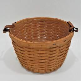 Vintage Longaberger Basket Bundle alternative image