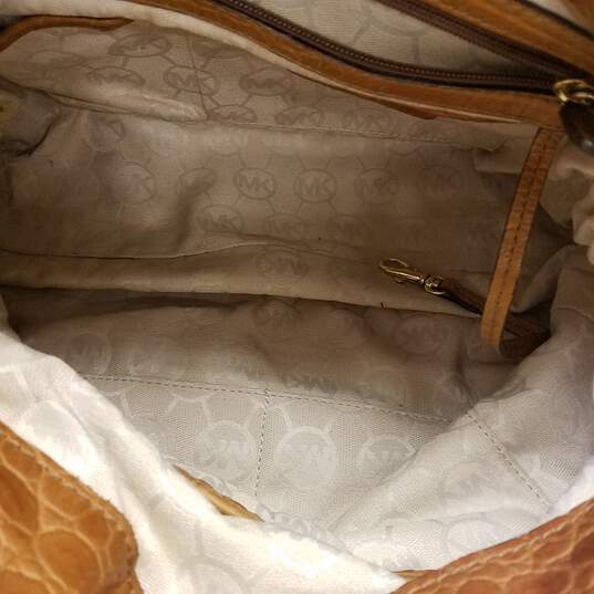 Michael Kors Hamilton Brown Croc Embossed Leather Padlock Large Shoulder Satchel Bag image number 8
