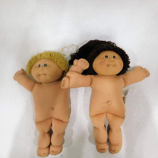 2 Vintage Cabbage Patch Kid Dolls 1978-1982 image number 1