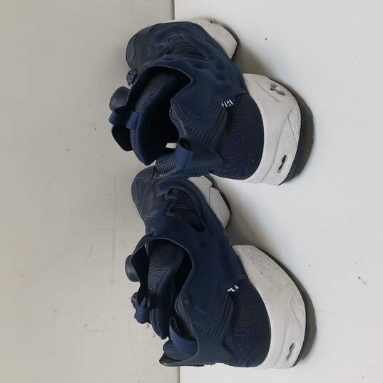 Reebok Pump 023501-716 size 7.5  Navy Blue And White Instapump Fury 95 Sneakers image number 4