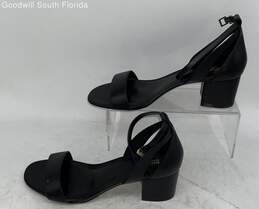Michael Kors Womens Black Heels Size 9M alternative image