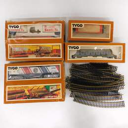 VNTG Tyco HO Scale Electric Train & Track Lot