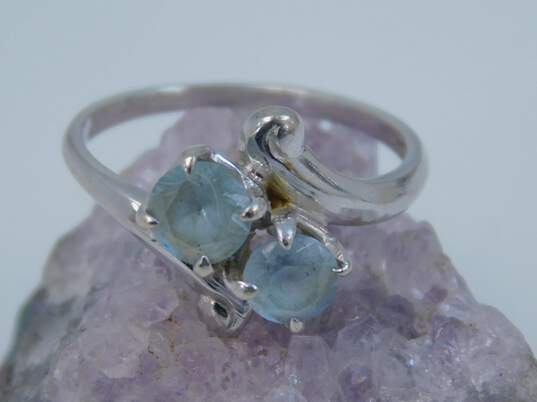 10k White Gold Spinel Bypass Ring 2.2g image number 3