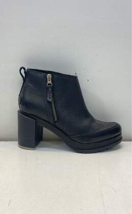 Sorel Black Chunky Heel Boot Women Size 8 with Zipper Accent