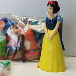Disney Vintage Snow White & The Seven Dwarfs Toys alternative image