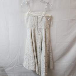 White House Black Market White Sleeveless Metallic Pattern Dress Size 4 alternative image