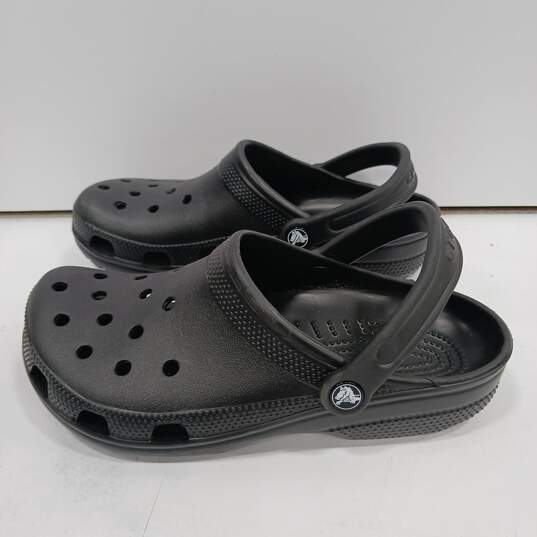Women's Crocs Black Clogs Sz W9 image number 1