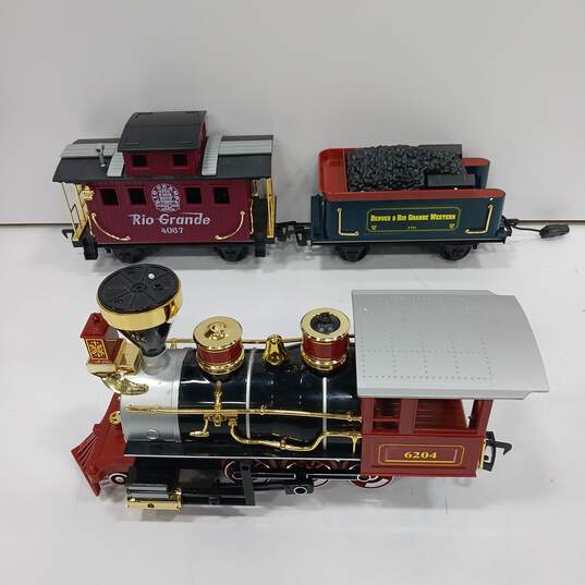 Silverado Express Battery-Operated Train Set image number 5