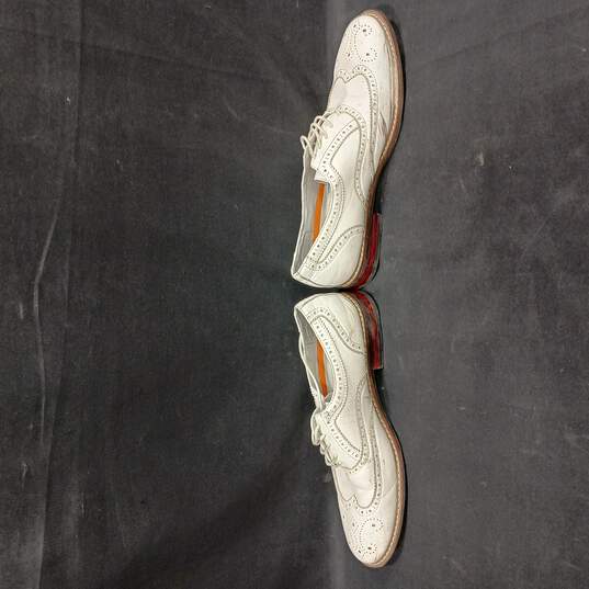 Ferro Aldo White Casual Shoes Men's Size 8.5 image number 2