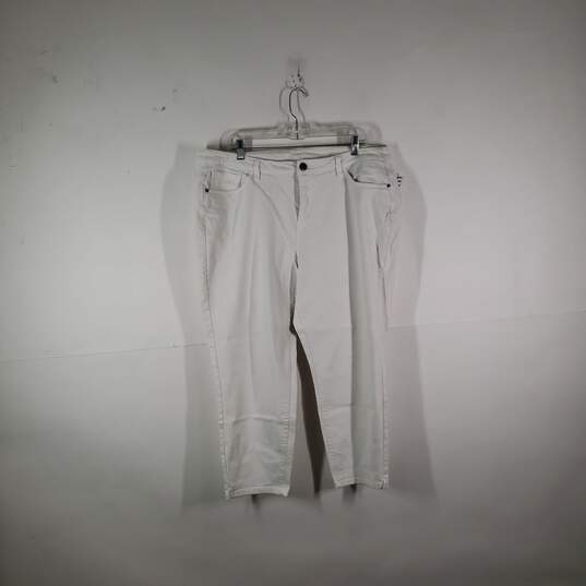 Womens Medium Wash 5 Pocket Design Regular Fit Capri Jeans Size 22 image number 1