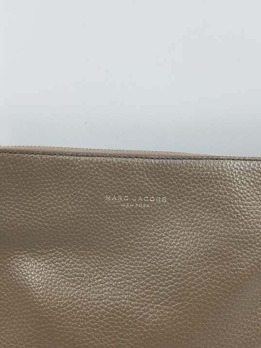 Authentic Marc Jacobs Taupe Crossbody image number 7