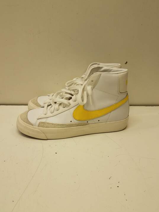 Nike Blazer Mid 77 Vintage Opti Yellow, White Sneakers BQ6806-101 Size 7 image number 1