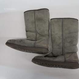 UGG Classic Shearling Boots Size W11 alternative image