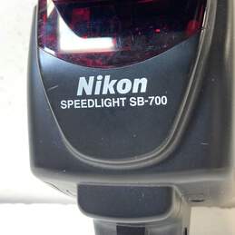 Nikon Speedlight SB-700 Camera Flash alternative image