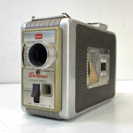 Lot of 3 Vintage Kodak Brownie 8mm Movie Cameras image number 4