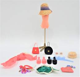 Deluxe Reading Candy Fashion Grocery Store Doll W/ Clothing Outfits Accessories Necklaces alternative image