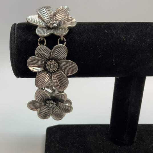 Designer Fossil Silver-Tone Clear Crystal Flower Fashionable Chain Bracelet image number 1