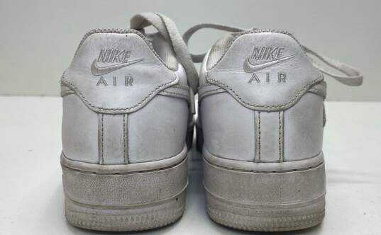 Nike White Sneaker Casual Shoe Boys 6.5Y image number 4