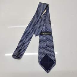 Salvatore Ferragamo White & Blue Anchor Pattern Silk Neck Tie AUTHENTICATED alternative image