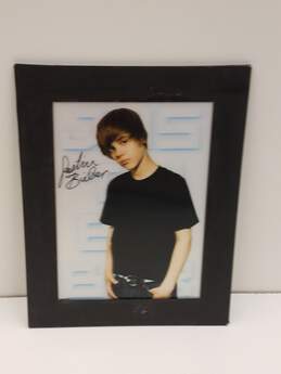 Justin Bieber 8 x10 Hologram Photo with Facsimile Signature