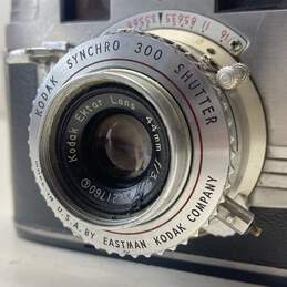 Vintage Kodak Signet 35 35mm Camera alternative image