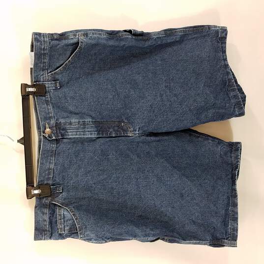 Wrangler Mens Blue Jean shorts Size 42 image number 1