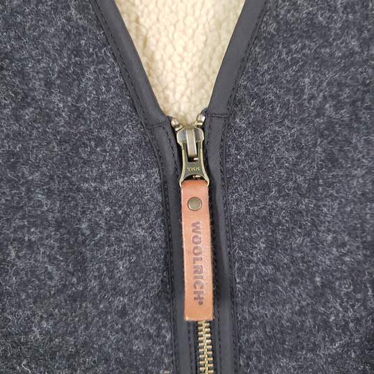 Mens Regular Fit Sleeveless Slash Pockets Sherpa Lined Full-Zip Vest Size Large image number 3