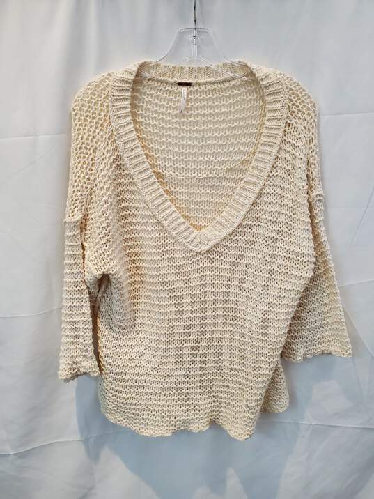 Free People Long Sleeve Pullover Sweater Women's Size S image number 1