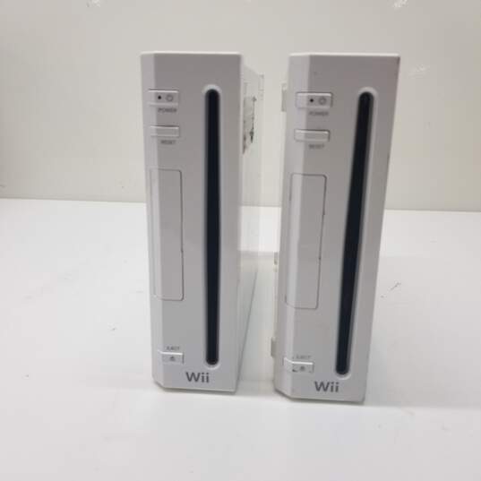 Lot of 2 Nintendo Wii Consoles No Adapters or Chords P & R ONLY image number 2