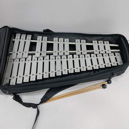 Pearl Student's Xylophone w/ Case & Mallets image number 1