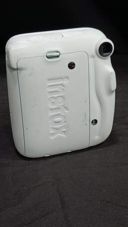 Fujifilm Instax Mini 11 Mint Green Instant Camera alternative image