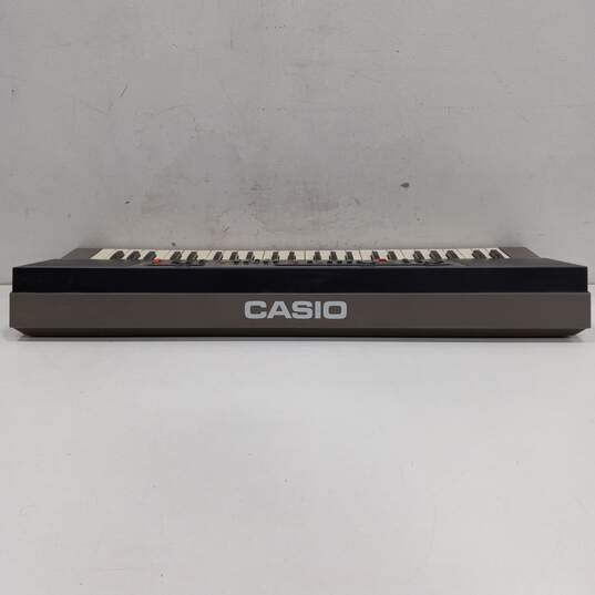 Vintage Casio Electric Keyboard image number 4