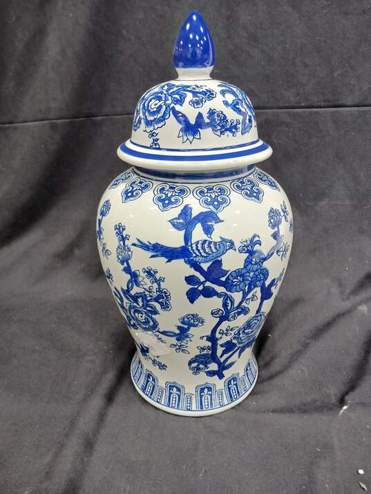 Blue/White Ceramic Glazed Chinoiserie Outdoor Ginger Jar with Lid image number 1