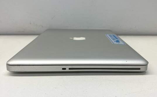 Apple MacBook Pro (17" A1297) No HDD FOR PARTS/REPAIR image number 5