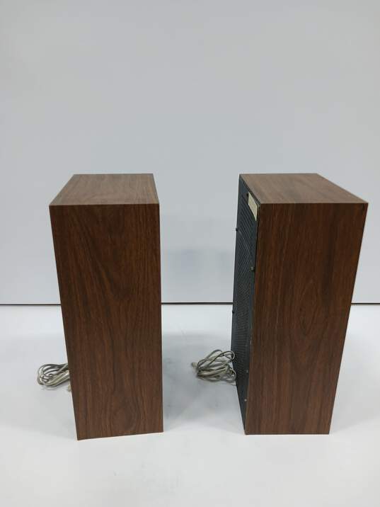 Pair of Magnavox Model SD2500WA22 Book Shelf Speakers image number 4