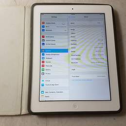 Apple iPad 2 (Wi-Fi Only) Storage 16GB Model A1395 alternative image