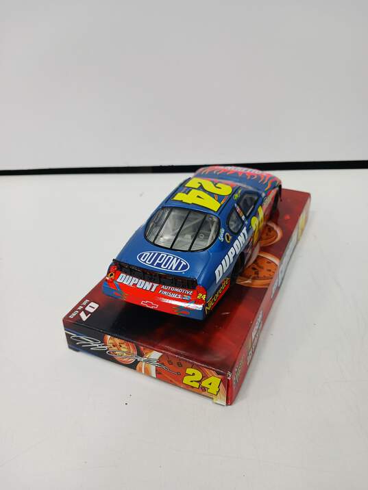 Collectable Nascar cars image number 4