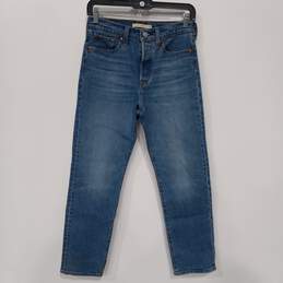 Women's Levi's Premium Wedgie Straight Jeans (Size 26W)