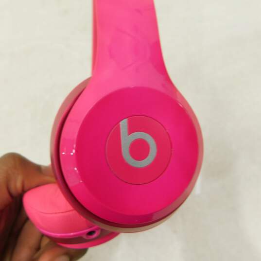 Beats by Dr. Dre Hot Pink Solo Over Ear Wired Headphones w/ Case image number 3